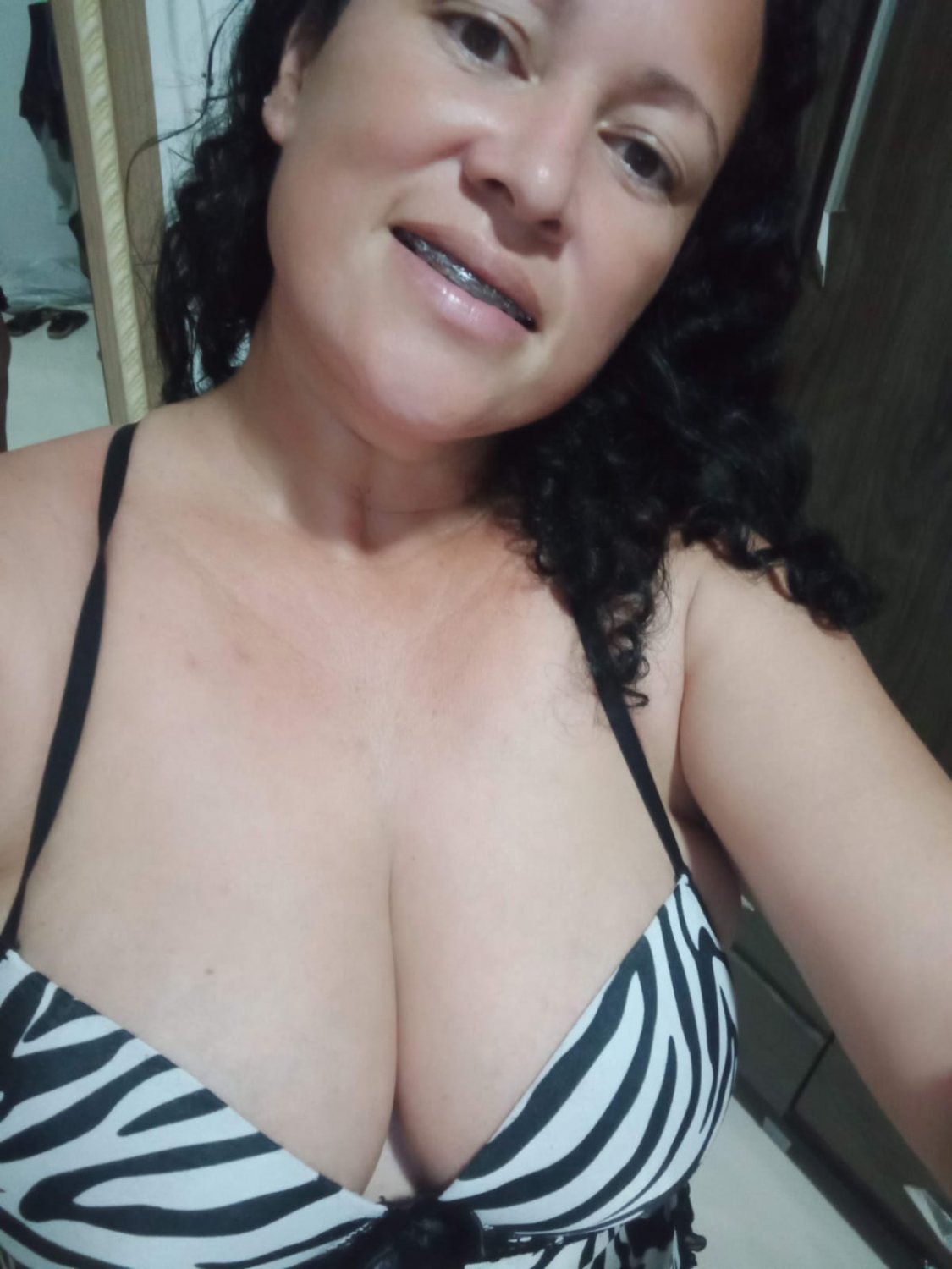 Será que o novo comedor vai foder gostoso ? #pNl1sq9f