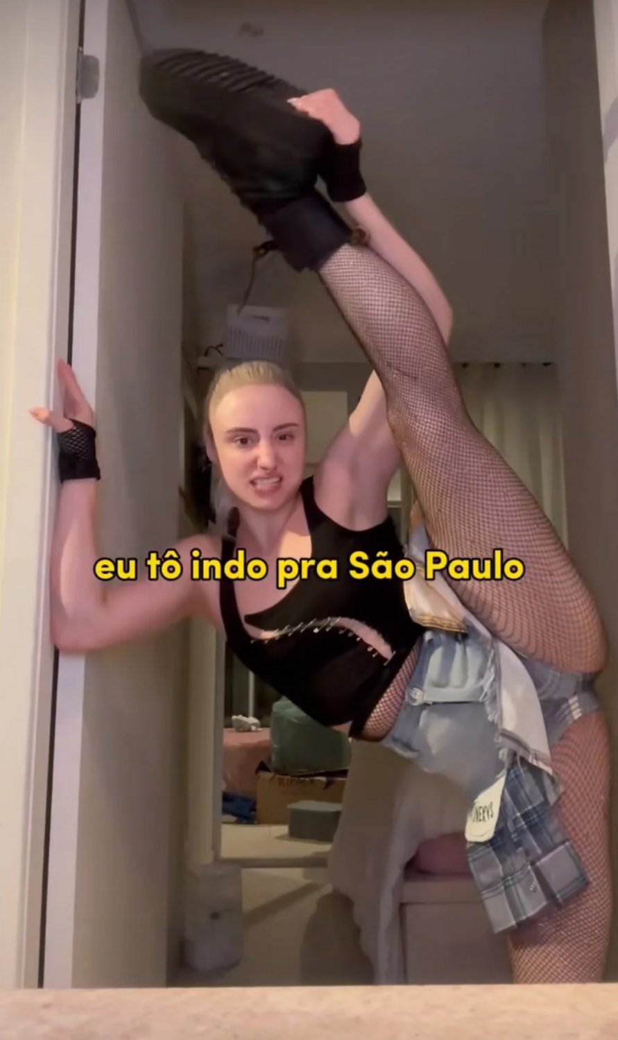 Renata Schneider #pvQomH1q