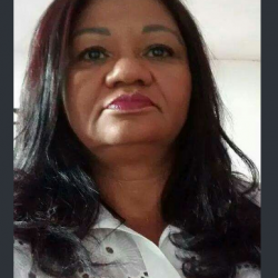 Senhora Vânia buceta de chocolate!