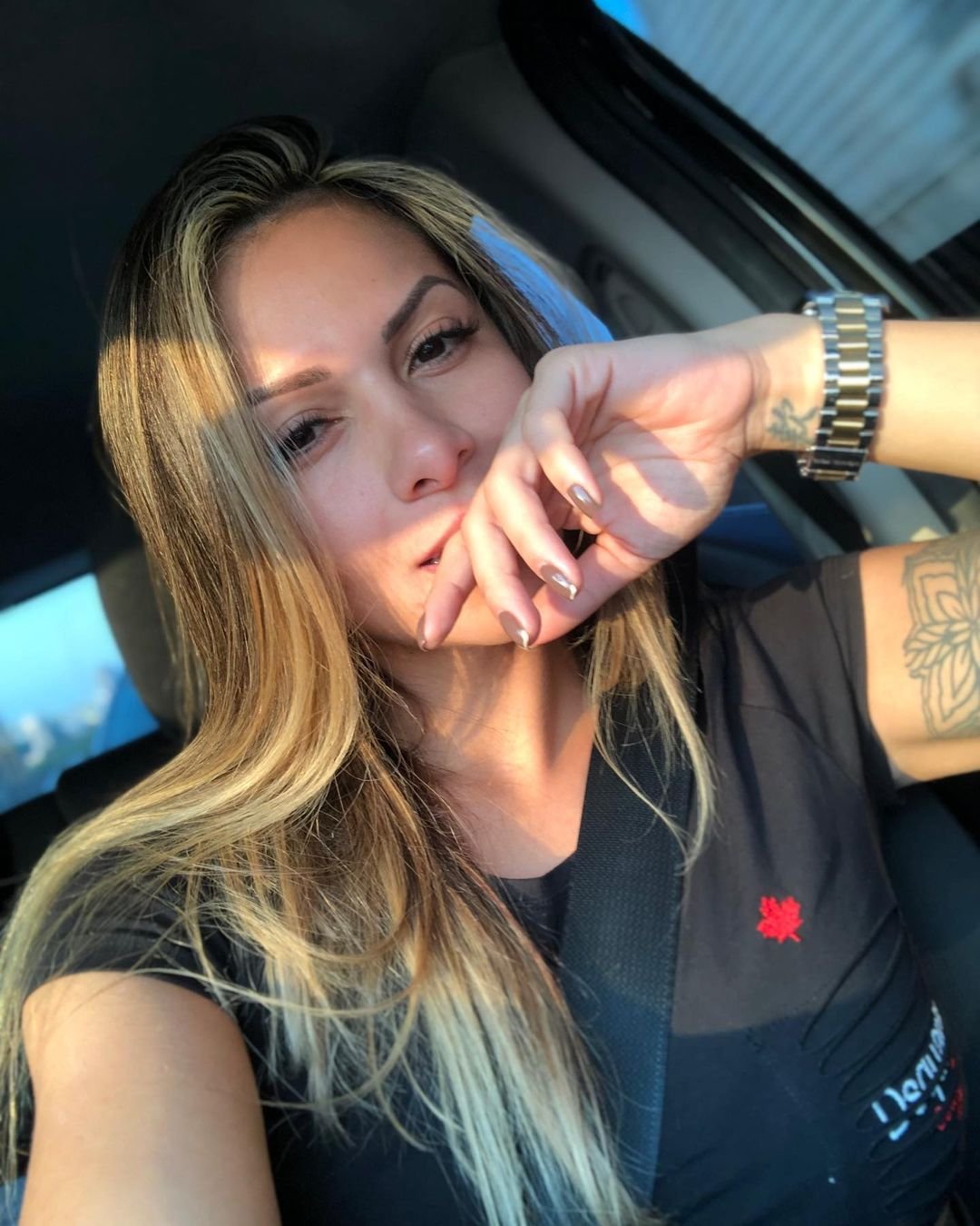Iris AkA Mello (Carol Miranda; Sobrinha Gretchen) #pyt81pAy