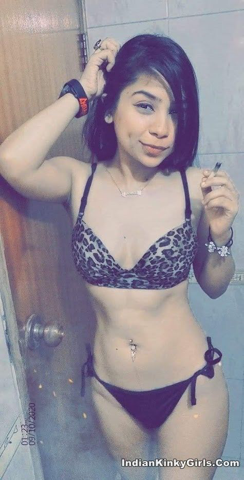Desi Indian girls wearing bra and panty #q2x1j8cm