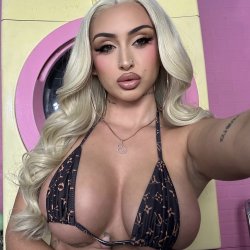 Tiny Latina Spinner 4’9 and her Big Tits And Juicy Ass