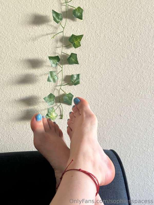 Tiktoker's soles #qRAD4PyK