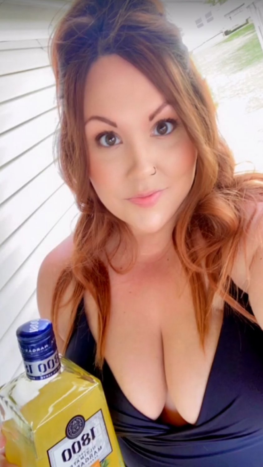 Guy submitted his friend's wife because she is gorgeous. Tiffany Kentucky #qSkZEZ5s