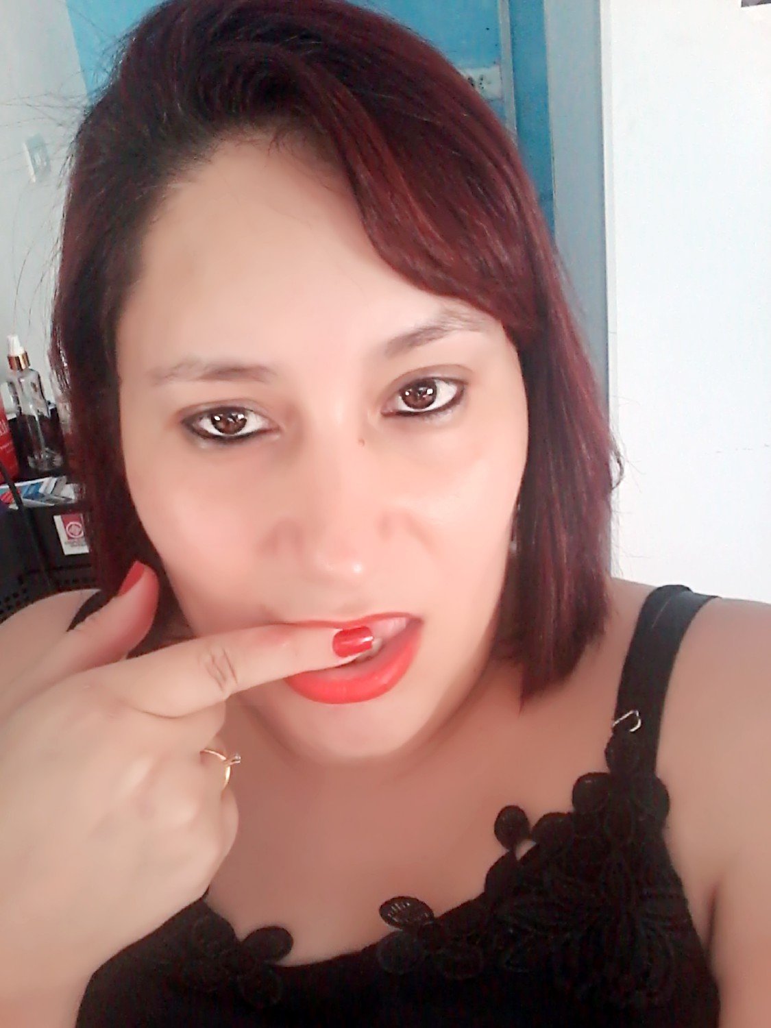 r26gtunh Adriana casada infiel viciada em trair o marido corno ! #r26gTUnH