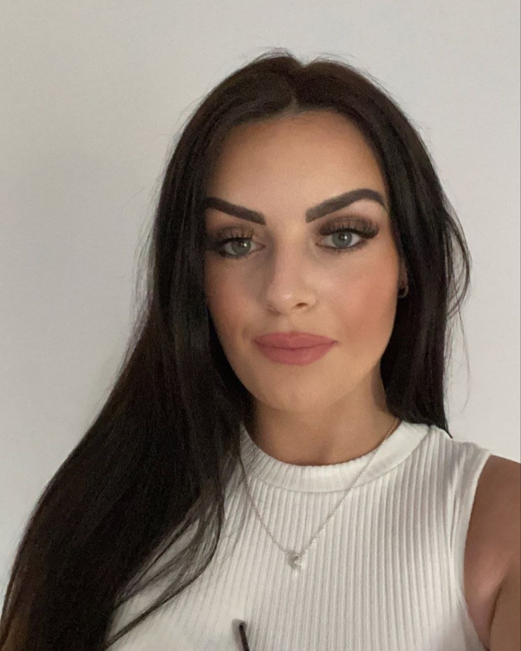 British Slut Sophie Shared #r7J7kAEL