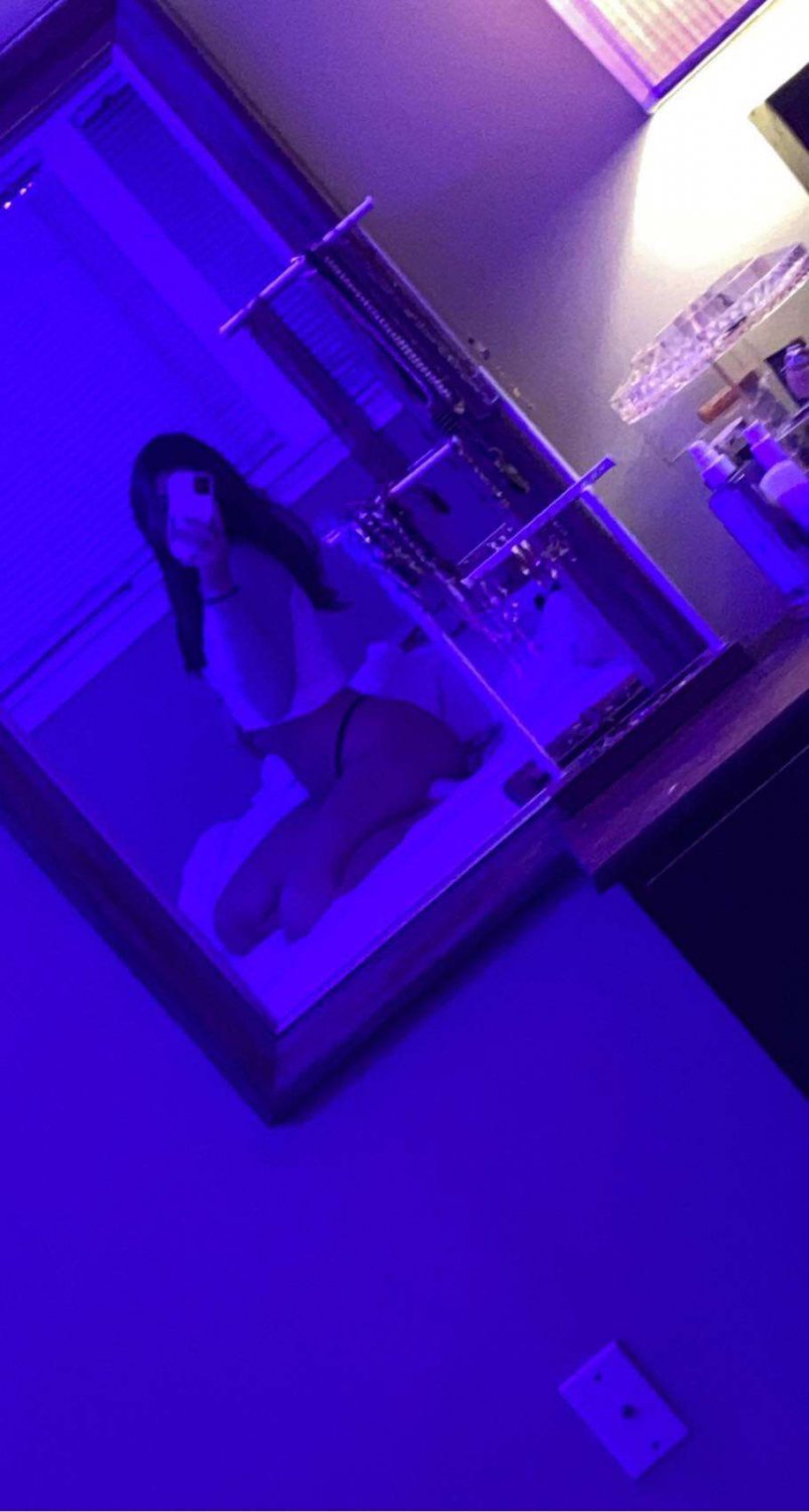 Submitted 19 Year Old PAWG Josie #R9p2k3Ha
