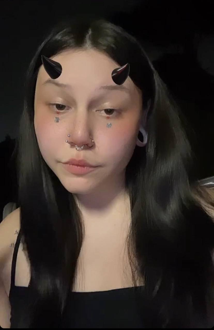 Wanna make my irl a webslut #Ra6Eokkp