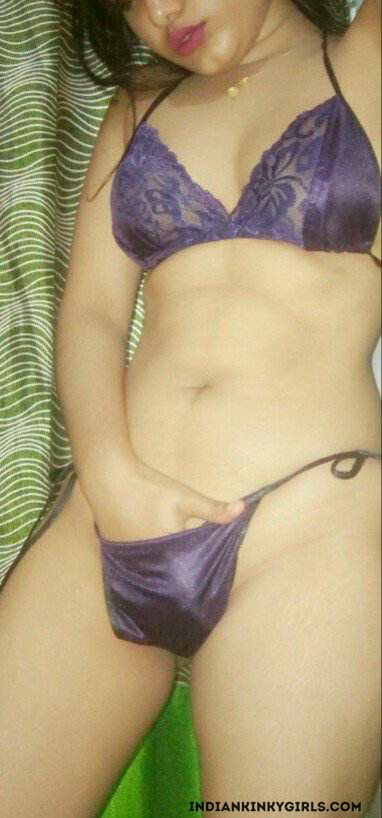 Desi Indian girls wearing bra and panty #Rbq3XCw2