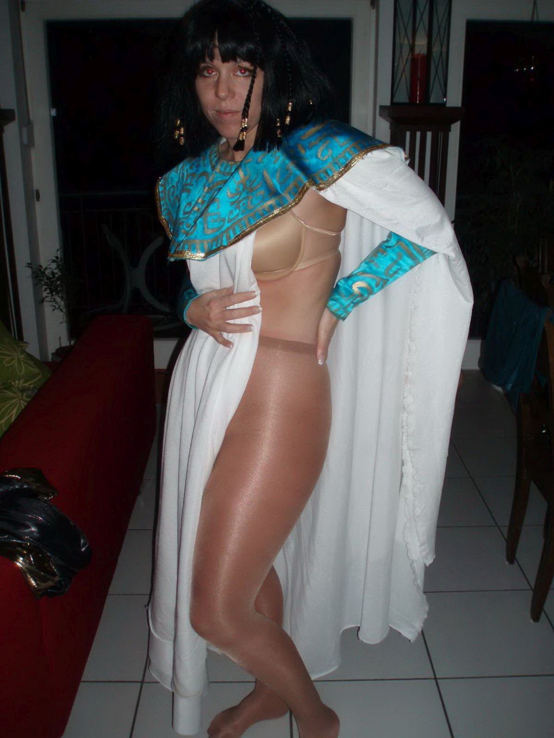 Tina - Loves Posing - Clothed & Naked. #RDZAeszx