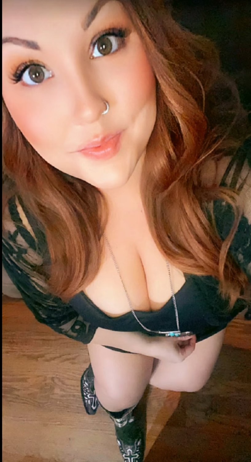 Guy submitted his friend's wife because she is gorgeous. Tiffany Kentucky #RenPdbNf