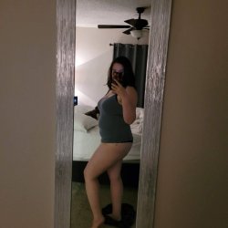 Carolyn – Sexy Wife