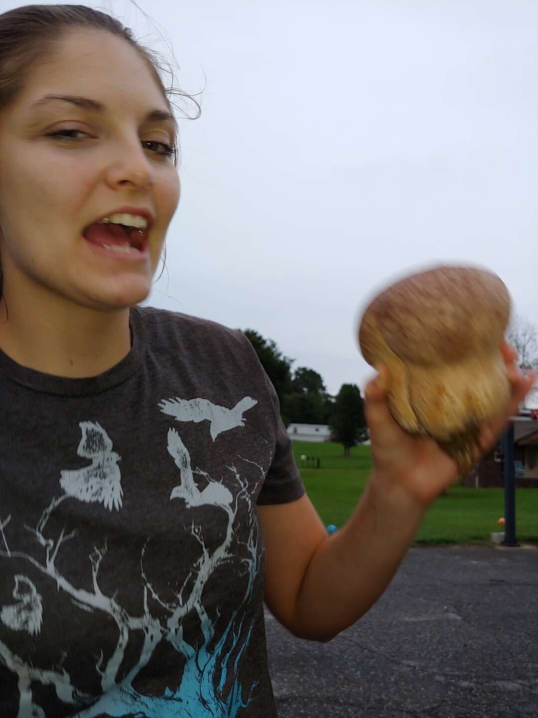 Elaine lost the game #rFipwmBp