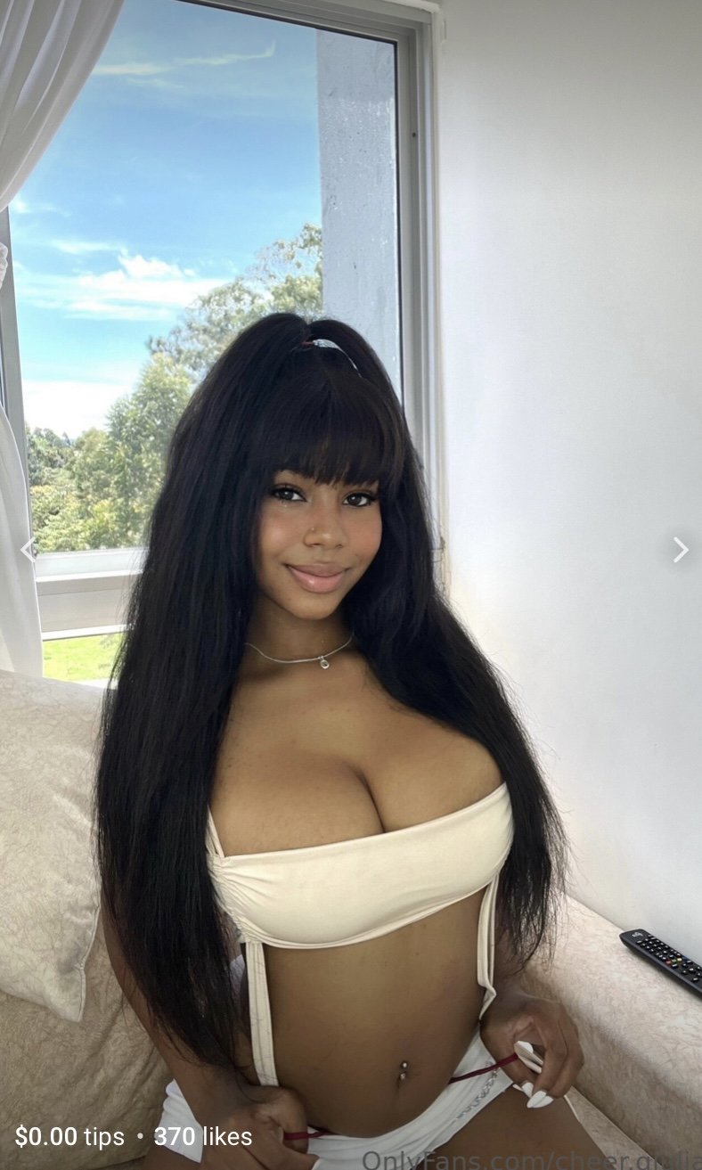 busty cheer giulia leaked #rggu7DKs