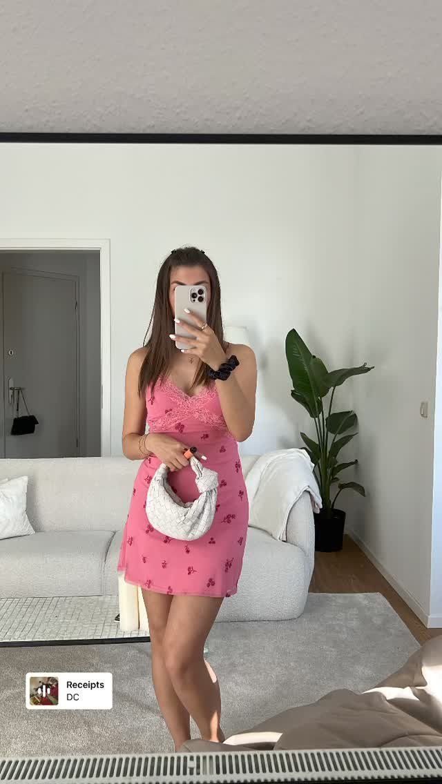 Cute petite girl eve #rNM96Fxj