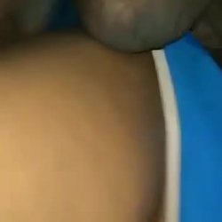 Calcinha de lado e rola pra dentro
