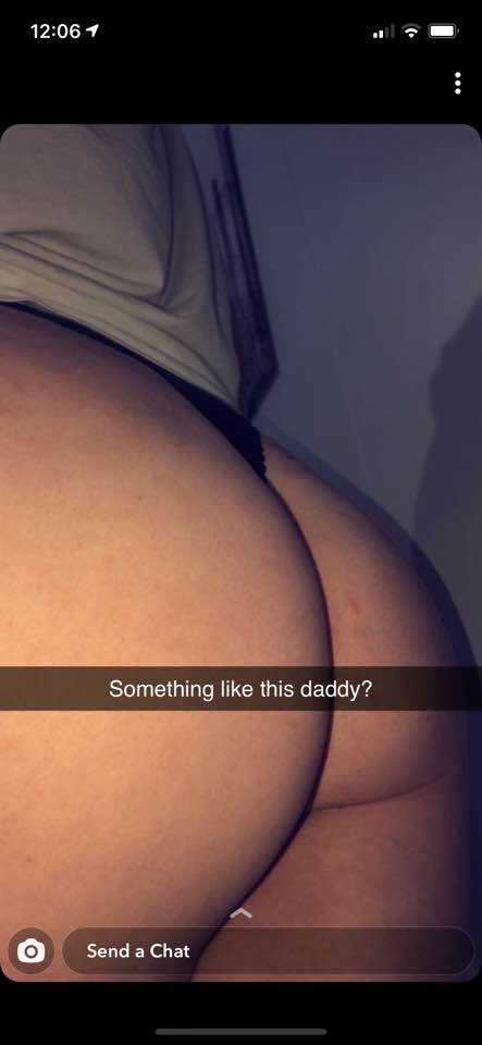 Snap slut. Kik:hawk_1173 #RrCEEFNL