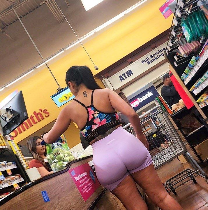 Latina w a body store candid #rvqH9SxF