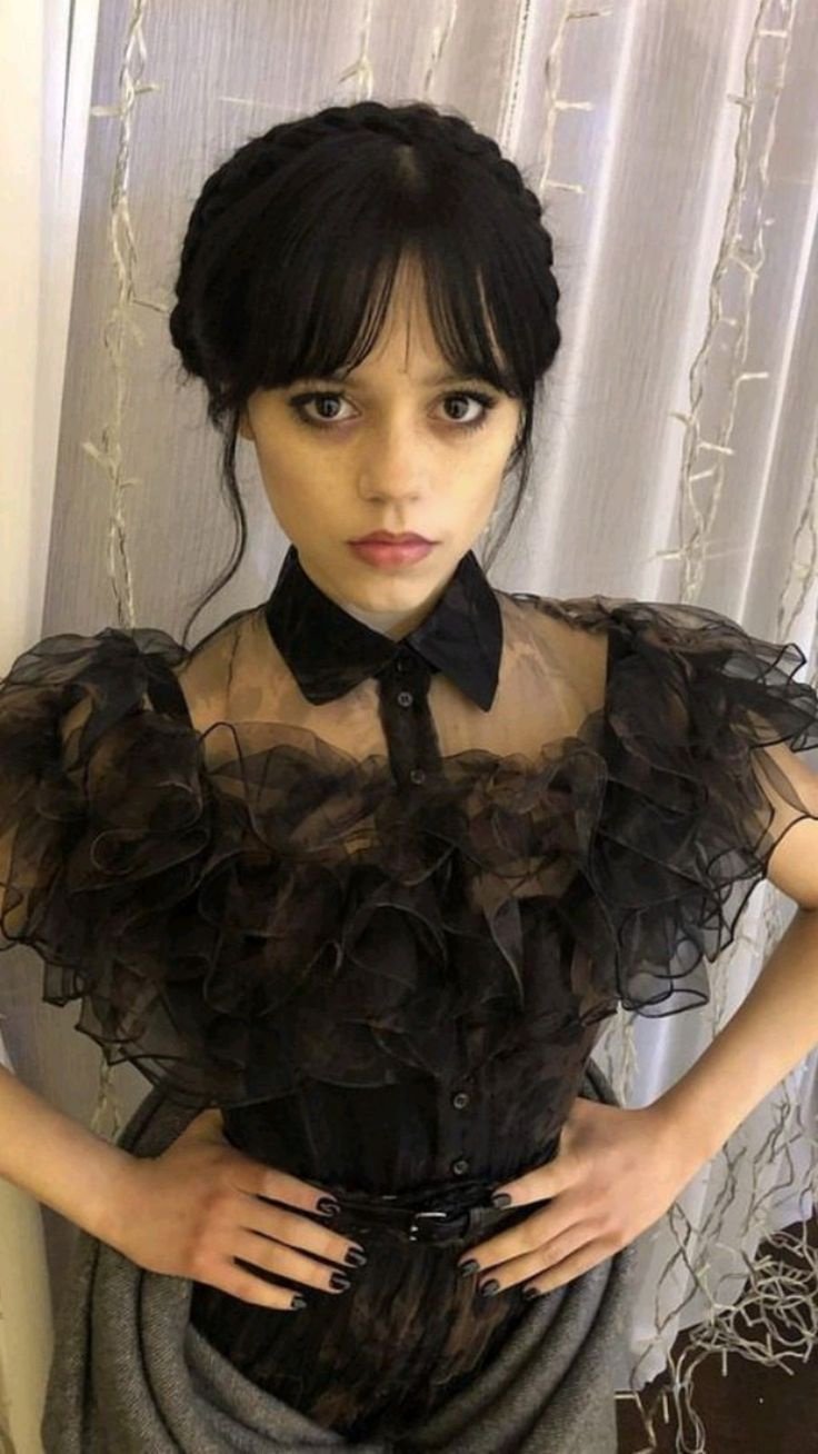 Jenna Ortega mostrando o quanto que ela gosta de ser putinha #rWkfz7P3
