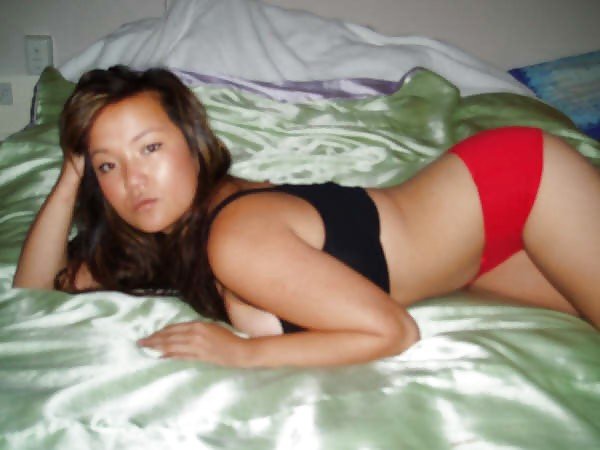 Asian teen slut is a school sex toy. She sucks and fucks to be popular #S1gTmo70