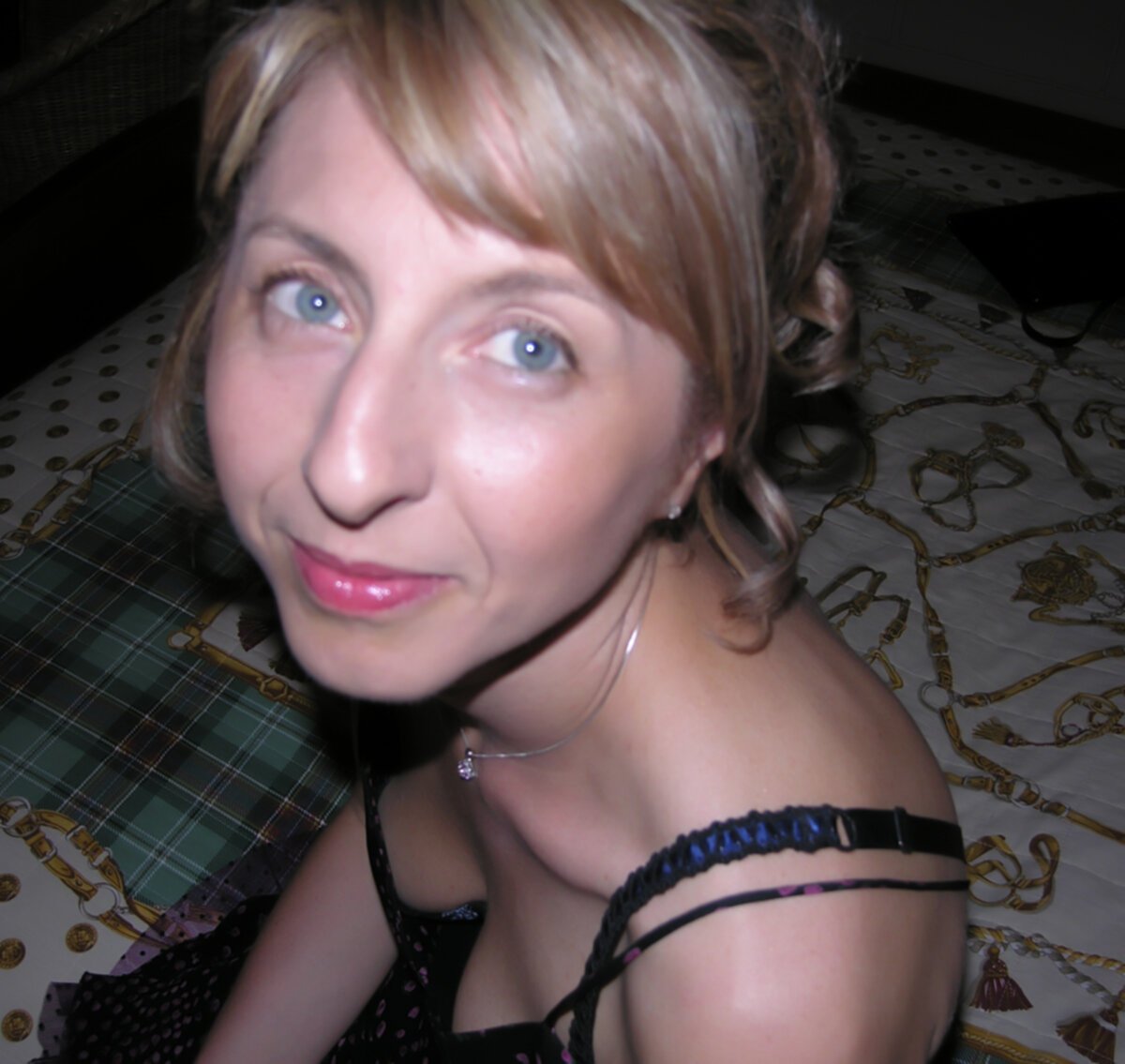 Webslut Anna #S20BCg1N