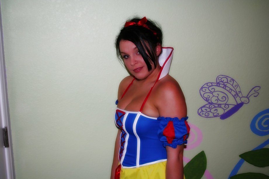 Snow White #sBcWjS2R