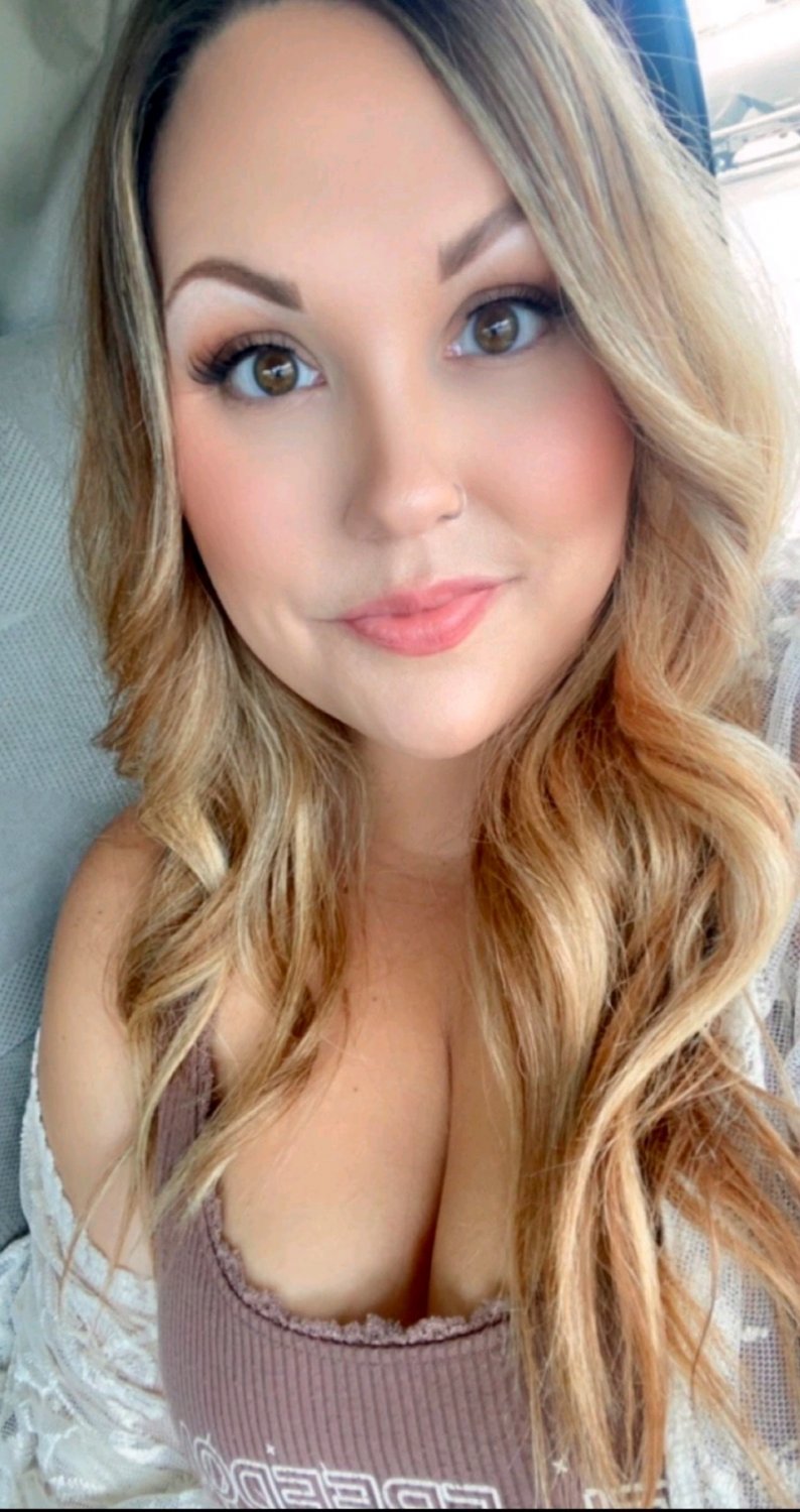 Guy submitted his friend's wife because she is gorgeous. Tiffany Kentucky #SbfkNA8e