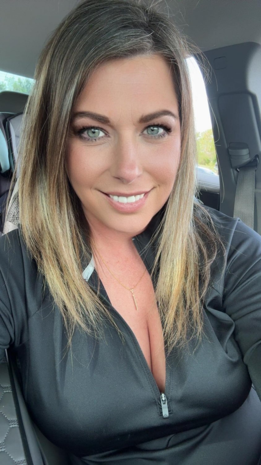 "Maryann" sucks cock & fucks #SCqDZvqR