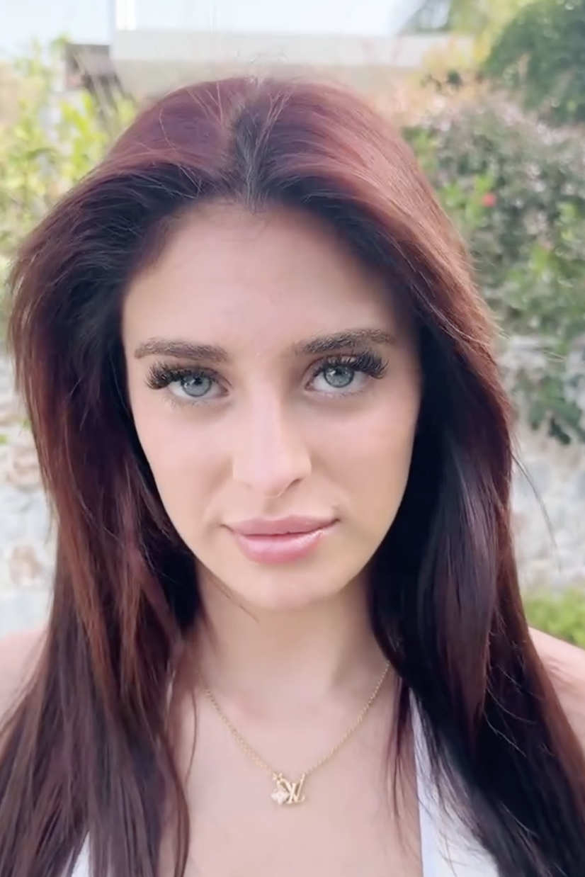 Amazing face needs sucking cocks right now #shuWD5GF