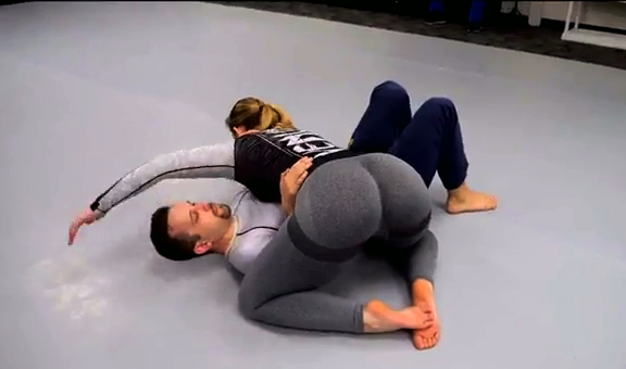 It's sexual harrassment if he pops a boner #SsHDj0mb