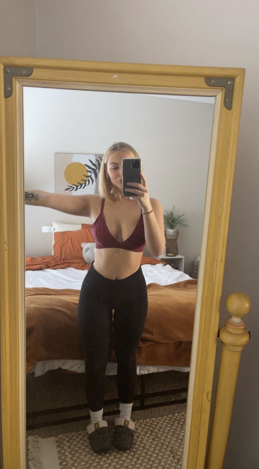 Slutty Big Tits Girlfriend #sv7hRpW1