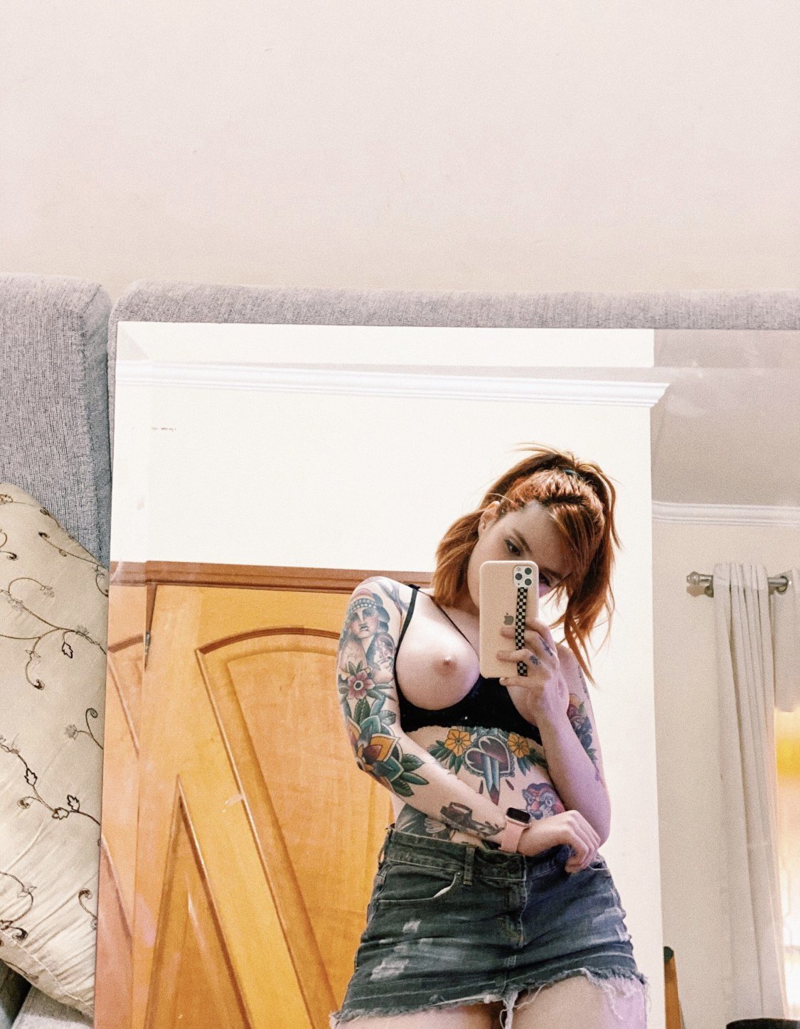 Carly Webslut #Svd37HSJ