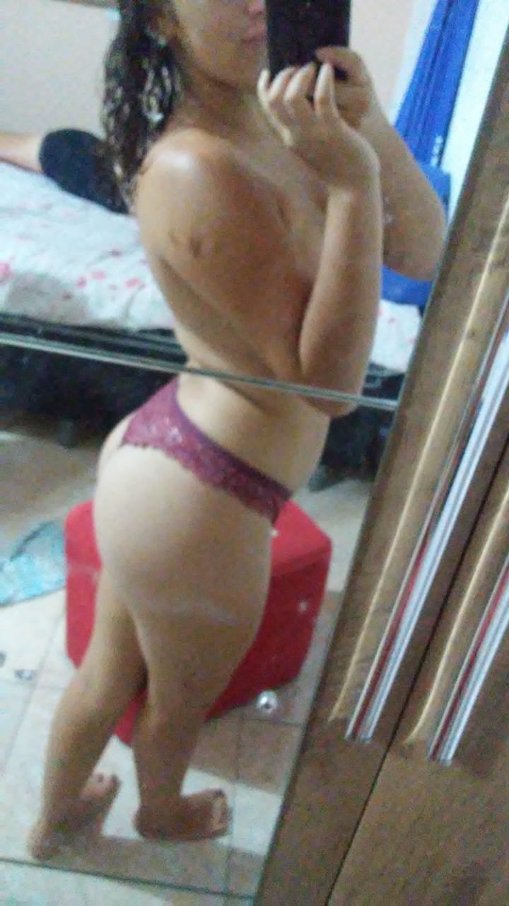 Namorada safada #T9OezJon