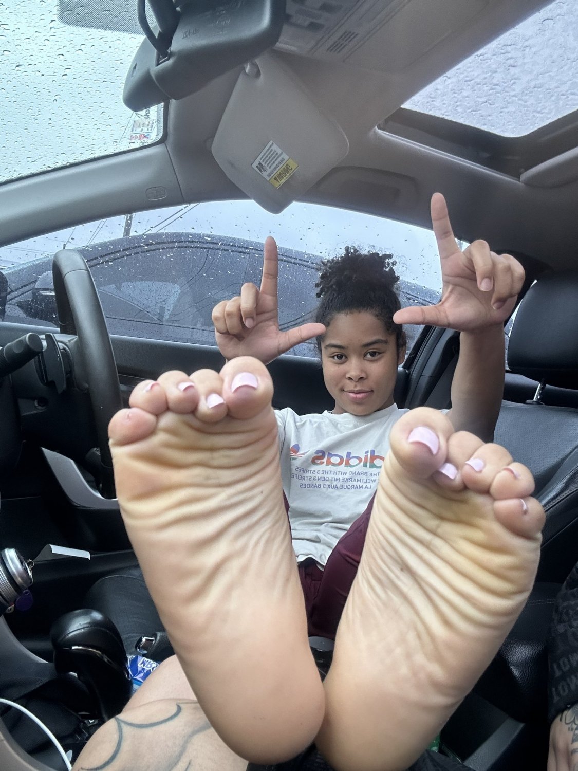 Twitter - Sexy Ebony Feet - Toes & Soles - Lightskin Beauty #TAGyJSxH