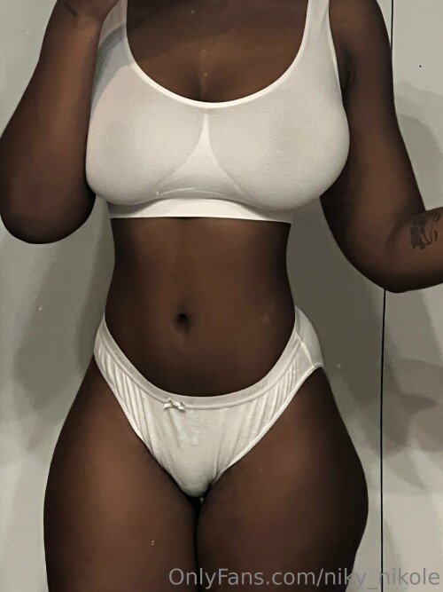 ebony teen has unreal body #Tb2xKJ4C