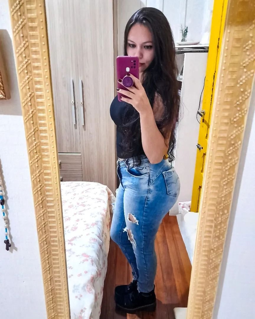 Morena rabuda #tHMvYL5y