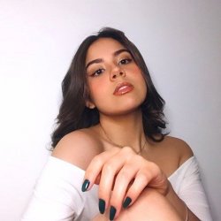 confiou no namorado e acabou famosa na Net e com o cuzinho arrombado e a cara gozadinha.