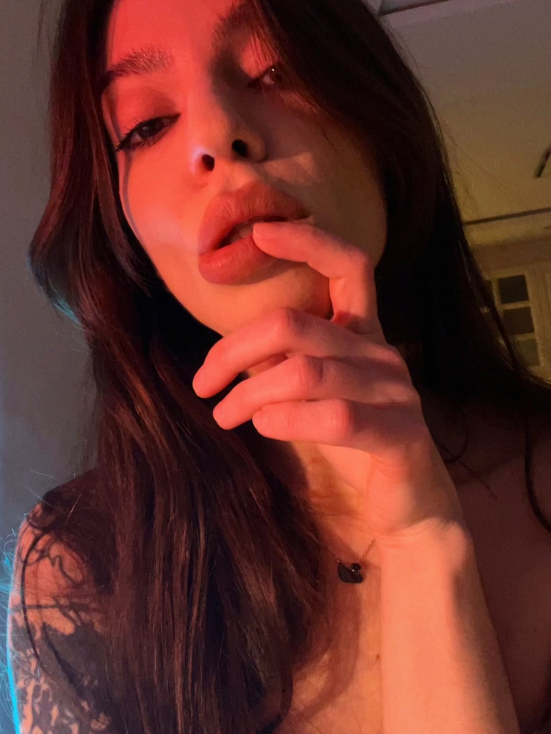 I fuck on the first date btw #tIUiyUKn