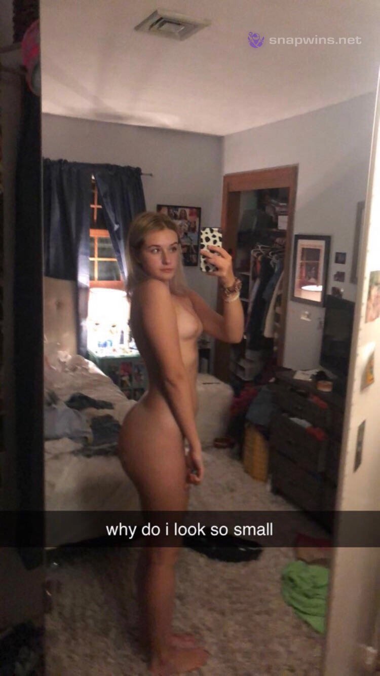 University student getting ready for class #tkjgZj1u