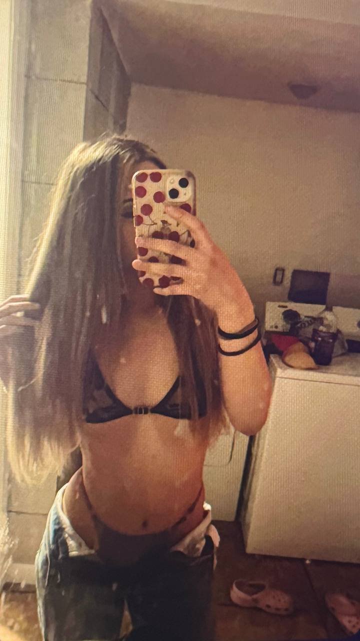 I’ll let you guys choose what 18y old i should bend over and fuck hard, all latina slut want Leo #TKsd34jA