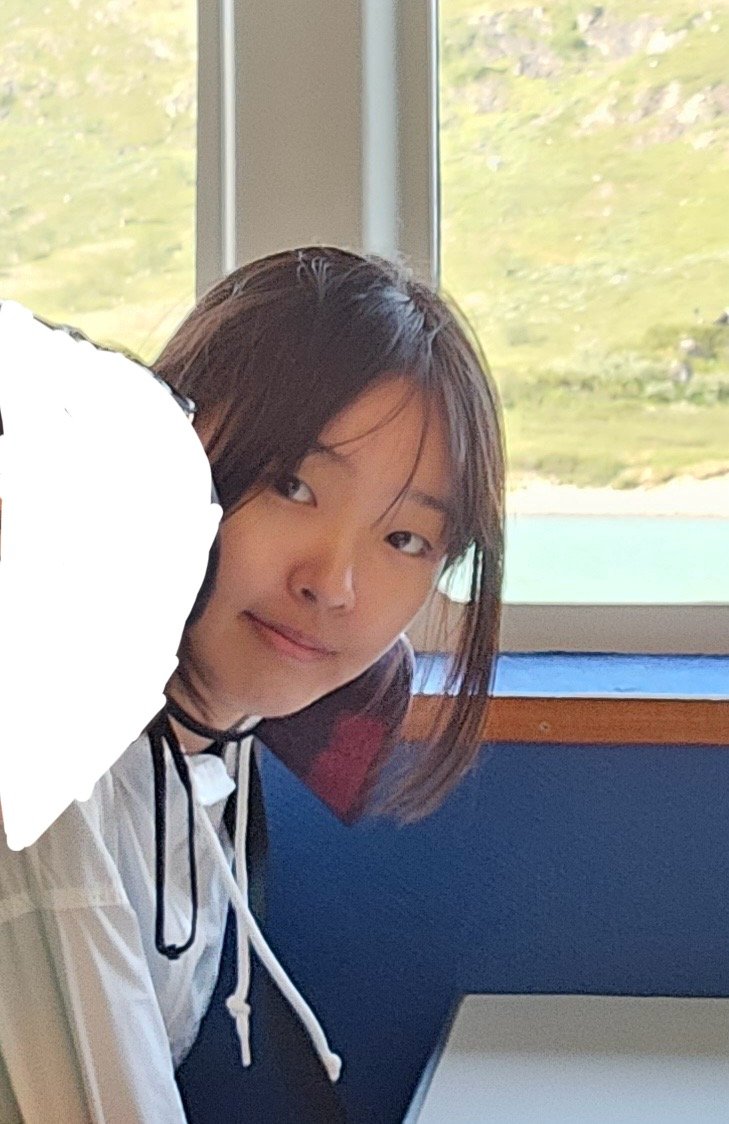 Korean girl feet (with face) #TqGB6pqE