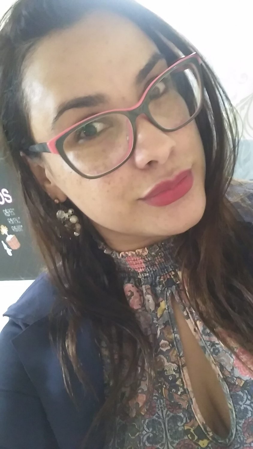 Vanessa milf mostrando os peitos #tRd8rN8m