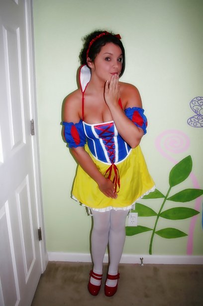 Snow White #TVEfI3L8