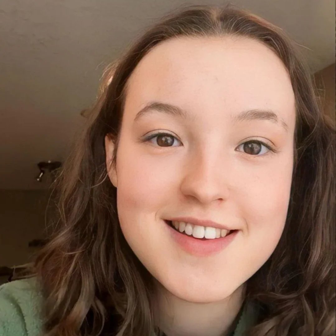 Bella Ramsey ( Eu metia a pika sem dó) #TvpW4Uz8