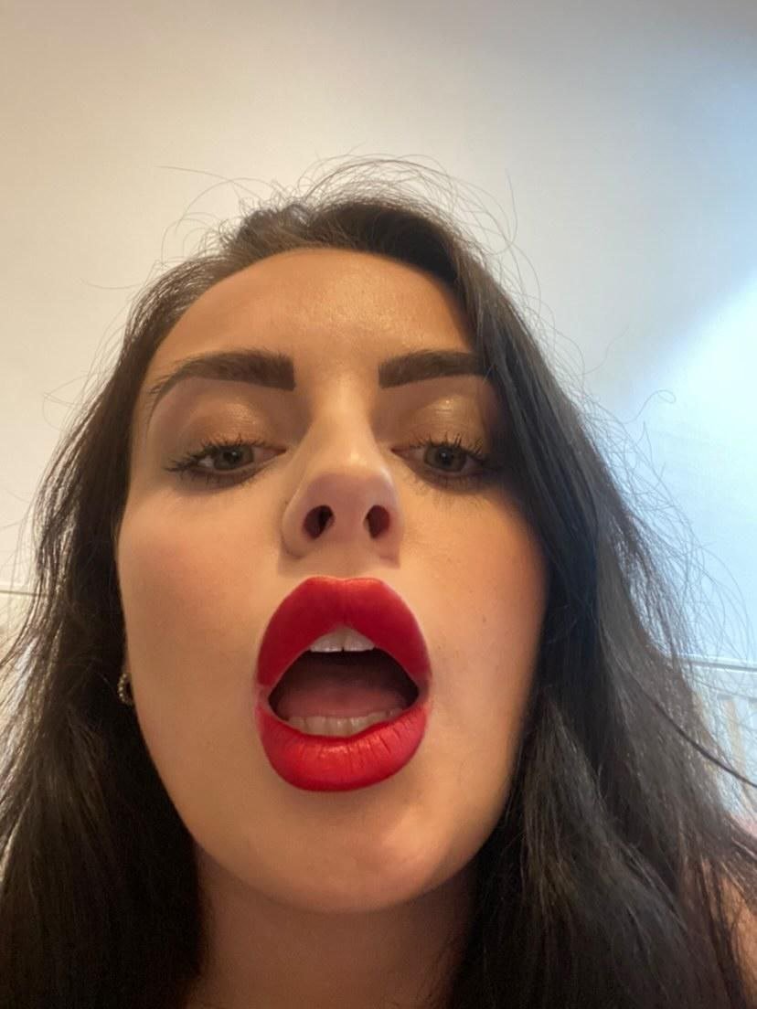 British Slut Sophie Shared #TYiBc1HE