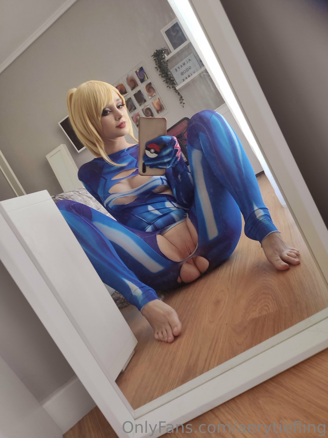 tzv6srwy Cosplayer Aery #TZV6sRWY