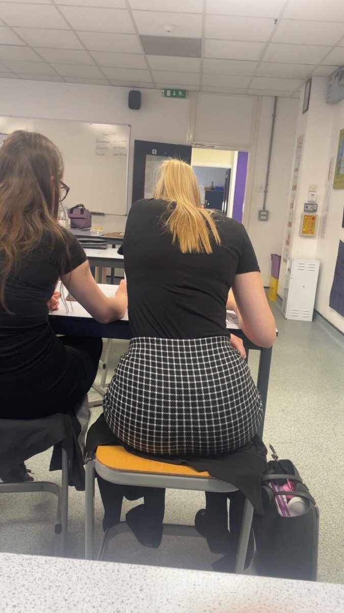 Public Candid Slut In Skirt #u1YOeQhP