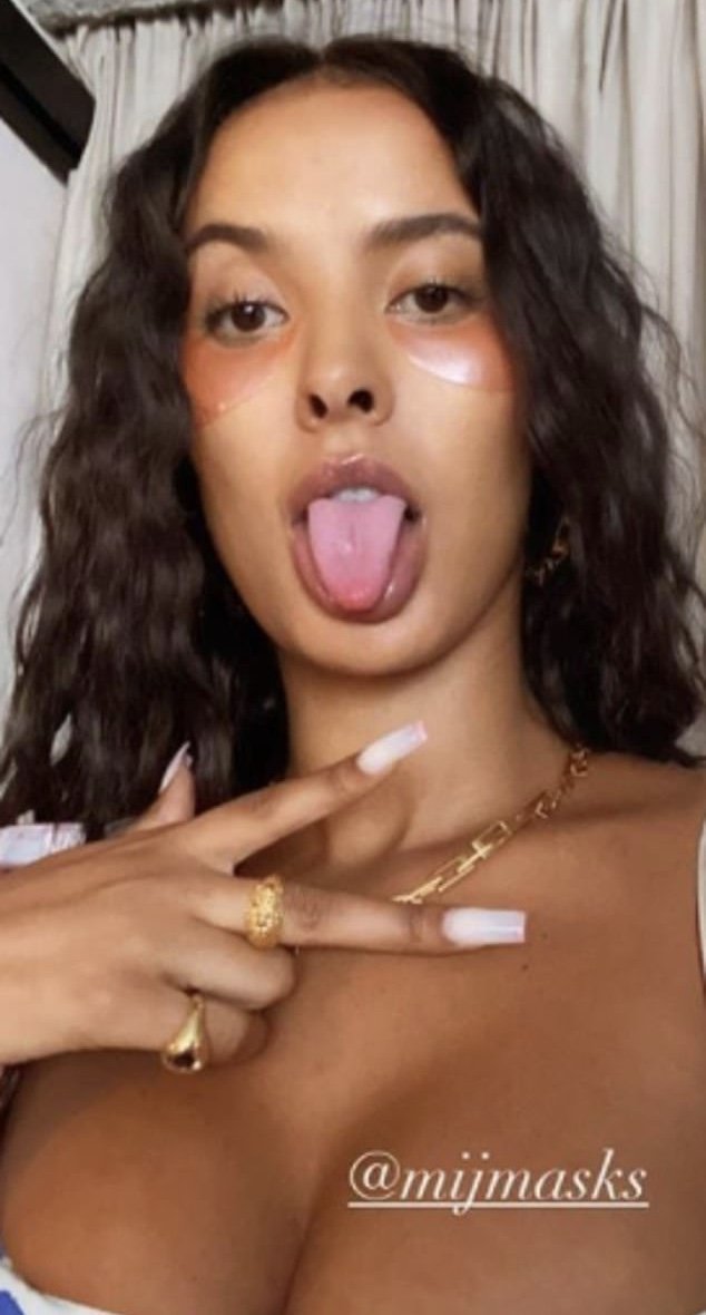 u72xzjlz Wank it for the Jama…Maya Jama Cock Teasing in Boots Panties and Heels 💯🔥🔥😳😳✊🏾🍆💦💦 #U72XZJLz