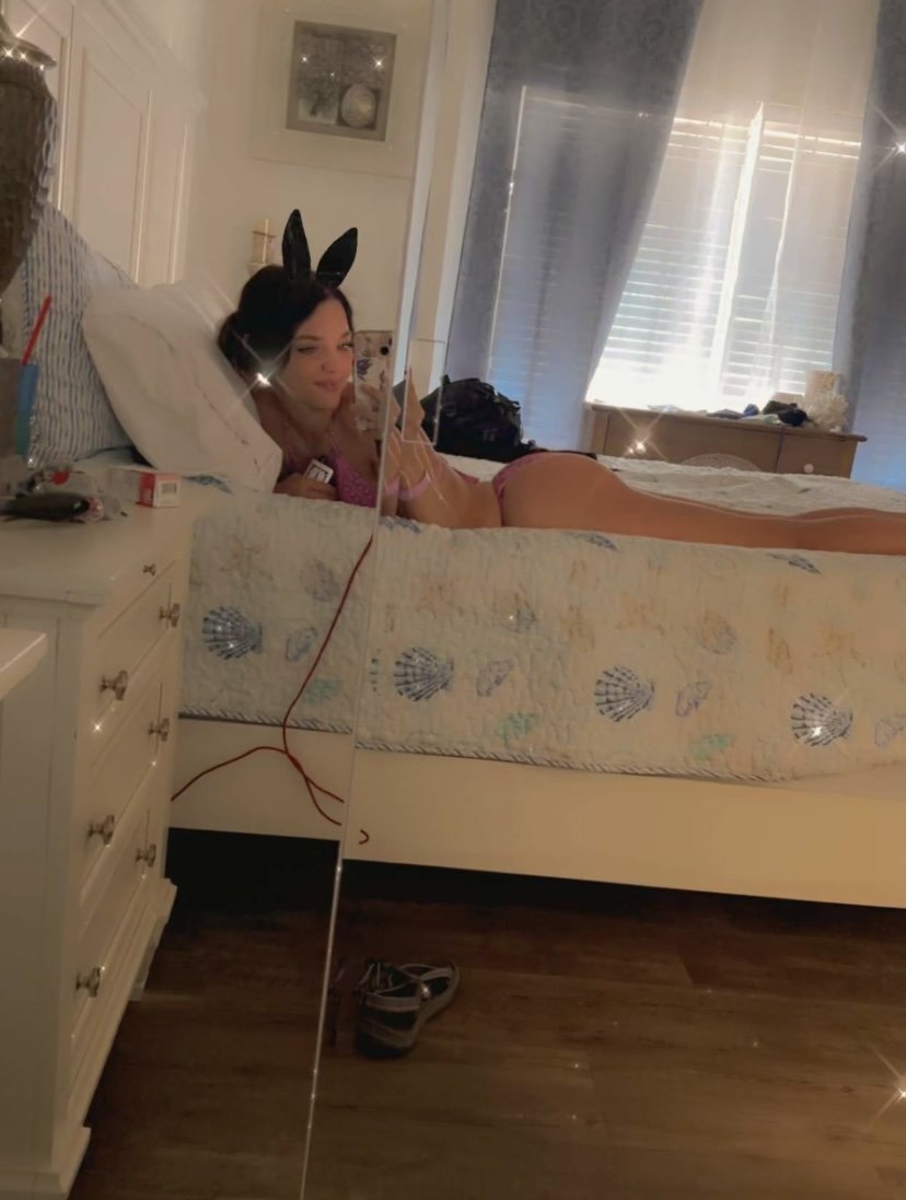 I like risking my gf lol..make me pay for it!Kik me smallz9900 #UCYO4vVD