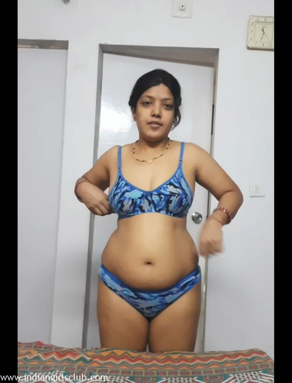 Desi random #uiwGiBuT